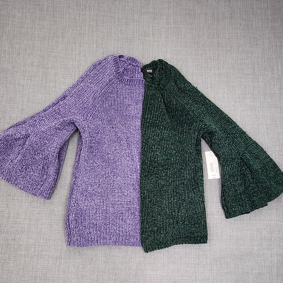 Lot of 2 a.n.a Knit Purple & Green 100% Polyester Sweater Flare Sleeves. Medium - Picture 1 of 11